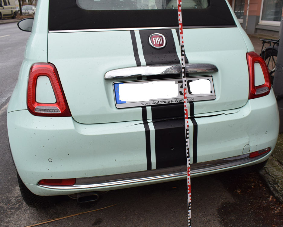 Fiat 500 mit Unfallschaden als Beispiel für ein Kfz-Gutachten in Bremervörde
